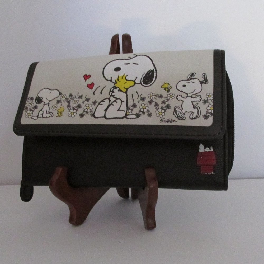 Snoopy-Peanuts Tri-Fold Wallet, Bradford Exchange Happiness Is Friendship